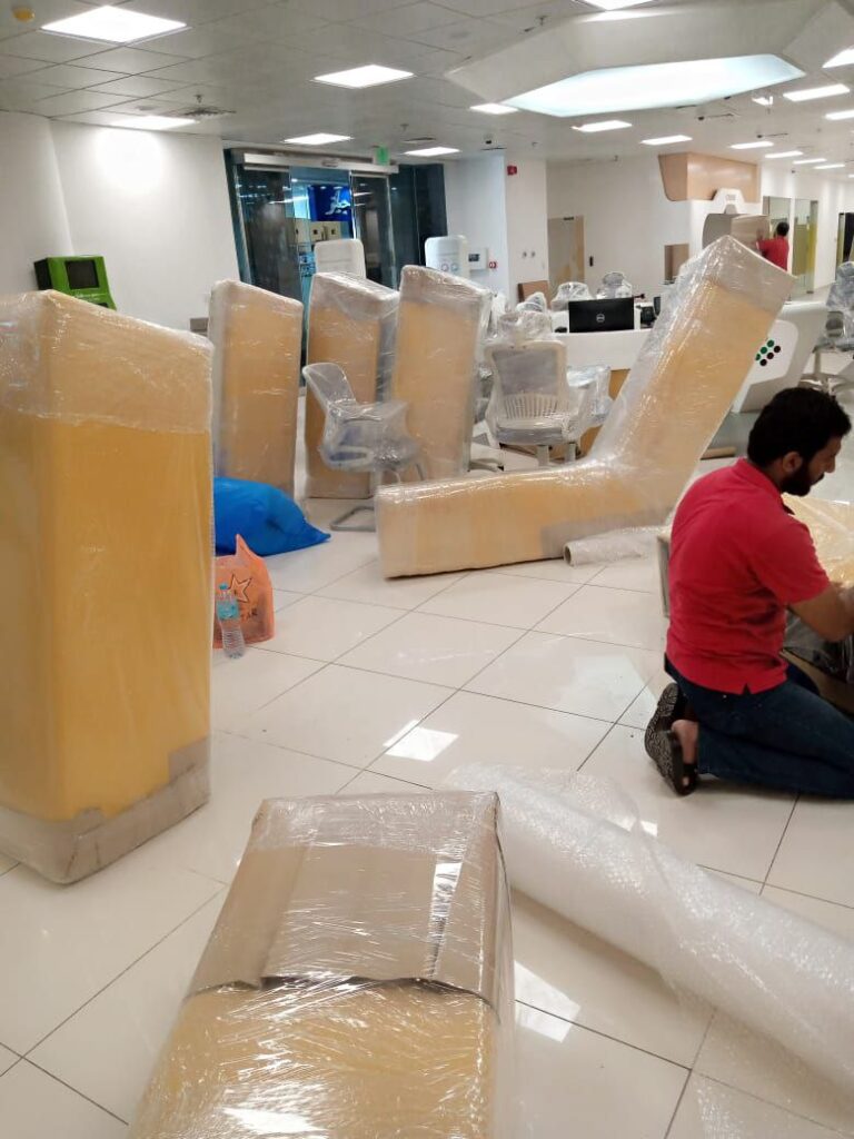 Furniture movers in Dubai, movers and packers in silicon oasis dubai